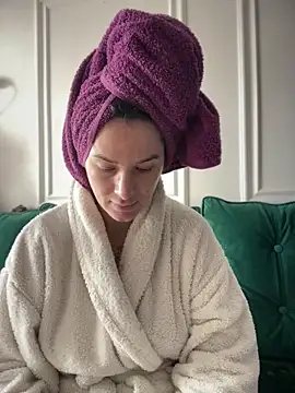 HotXMom online show from 03/01/26, 01:35