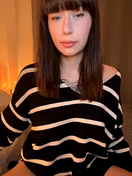 Snapshot of Melina-Mars chatting on 11/30/25, 12:36 Melina-Mars online show from 11/30/25, 12:36