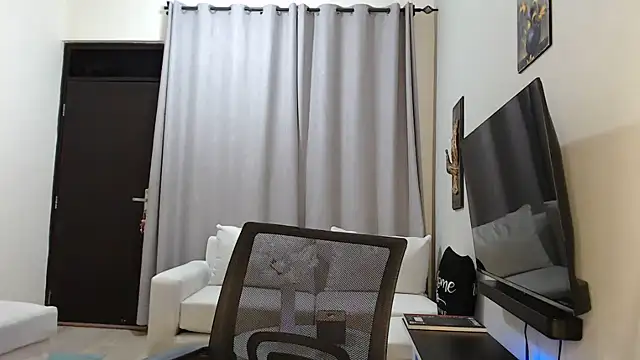 Snapshot of Horny_princes chatting on 07/24/26, 04:05 Horny princes online show from 07/24/26, 04:05