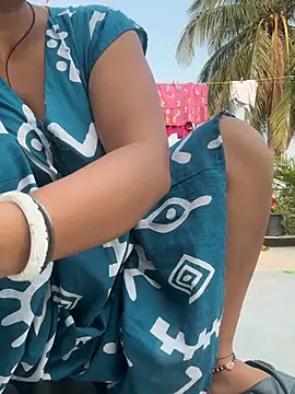 Snapshot of Ishikarana chatting on 06/08/26, 10:26 Ishikarana online show from 06/08/26, 10:26