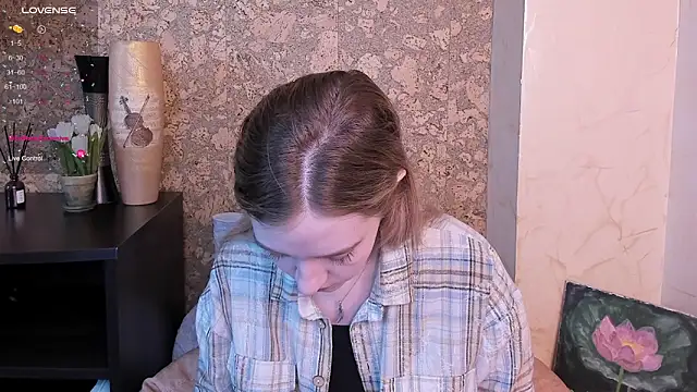 Ksuhesa online show from 03/21/25, 07:00