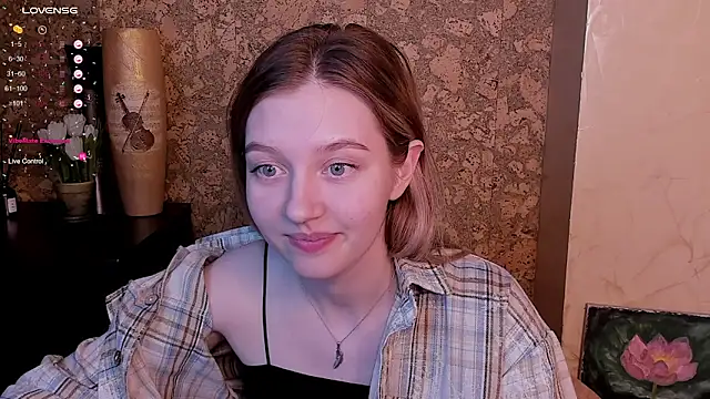 Ksuhesa online show from 03/21/25, 01:23