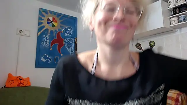 Snapshot of Zosya1111 chatting on 12/09/24, 04:05 Zosya1111 online show from 12/09/24, 04:05