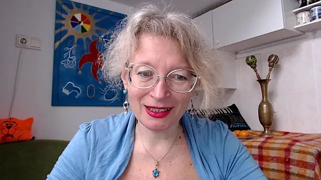 Snapshot of Zosya1111 chatting on 12/15/24, 09:35 Zosya1111 online show from 12/15/24, 09:35