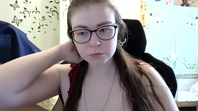 Snapshot of LucyZeph chatting on 02/11/25, 11:21 LucyZeph online show from 02/11/25, 11:21