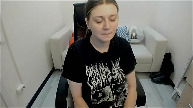 AlisaBacker online show from 02/21/25, 01:22