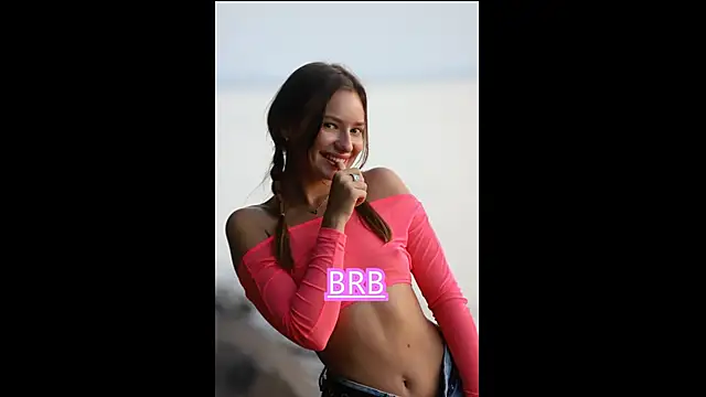 Snapshot of soffy__kisss chatting on 02/21/25, 06:15 soffy kisss online show from 02/21/25, 06:15