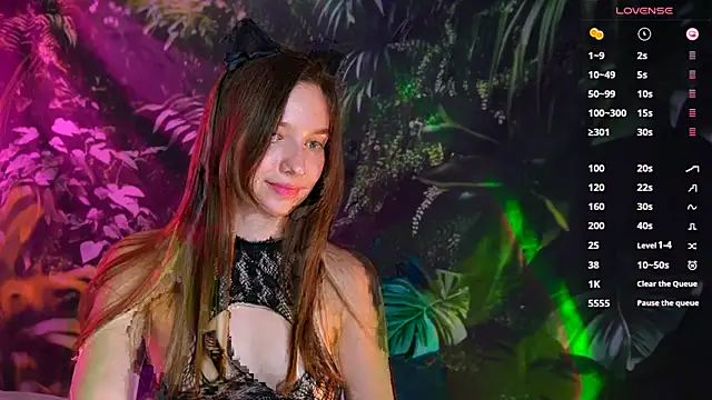 Snapshot of soffy__kisss chatting on 03/17/25, 04:33 soffy kisss online show from 03/17/25, 04:33