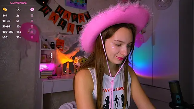 Snapshot of soffy__kisss chatting on 11/09/25, 07:23 soffy kisss online show from 11/09/25, 07:23