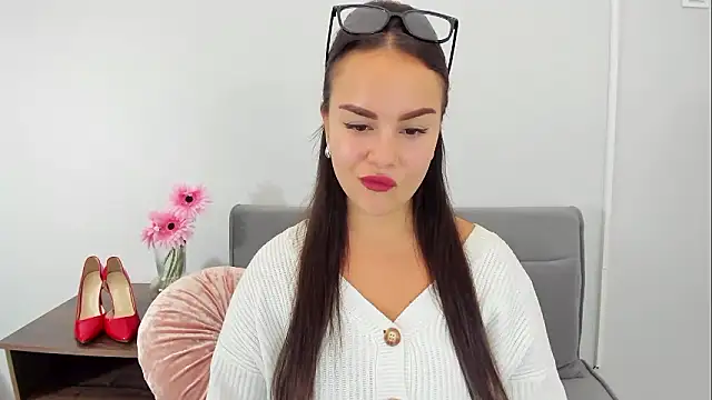 Snapshot of KendalNew chatting on 09/30/25, 04:12 KendalNew online show from 09/30/25, 04:12