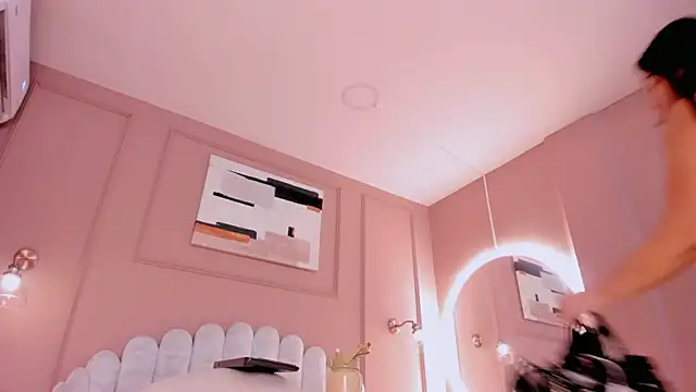 lia ass  online show from 09/23/25, 10:29