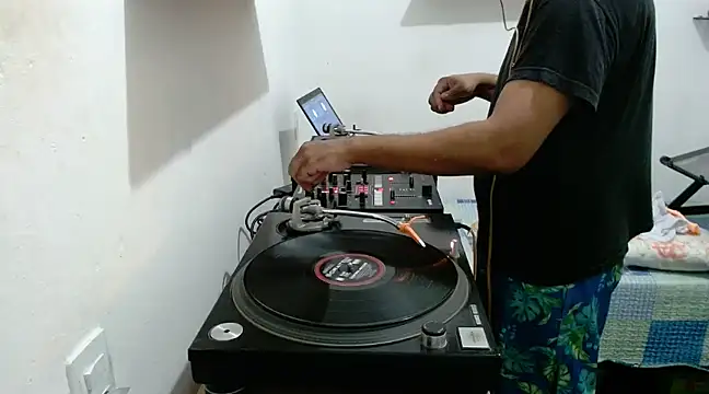 Snapshot of O_PanteraNegra_Camboy chatting on 02/09/25, 12:06 O PanteraNegra Camboy online show from 02/09/25, 12:06