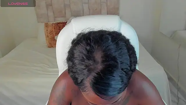 Ananya Kay01 online show from 11/12/25, 03:51