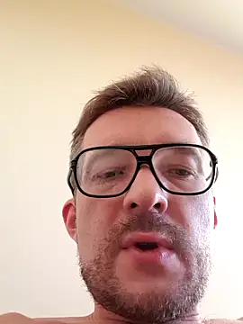 Snapshot of hornyboyopen chatting on 12/26/24, 12:27 hornyboyopen online show from 12/26/24, 12:27