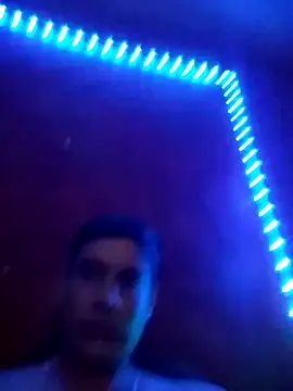 chicovergudo27 online show from 11/02/25, 09:11