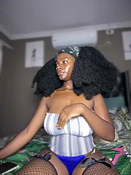 Candy-Heart online show from 02/13/26, 07:37