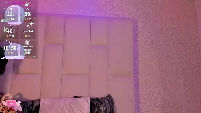 Snapshot of Summer_walkerr chatting on 02/08/25, 12:28 Summer walkerr online show from 02/08/25, 12:28