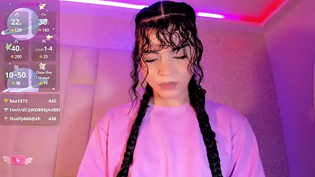 Snapshot of Summer_walkerr chatting on 02/09/25, 06:47 Summer walkerr online show from 02/09/25, 06:47