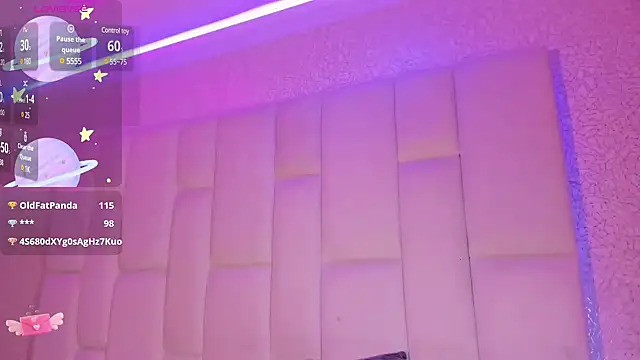 Snapshot of Summer_walkerr chatting on 02/15/25, 03:39 Summer walkerr online show from 02/15/25, 03:39