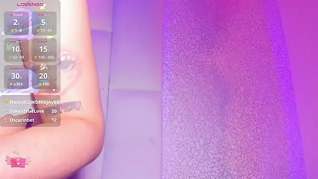 Snapshot of Summer_walkerr chatting on 02/16/25, 03:48 Summer walkerr online show from 02/16/25, 03:48