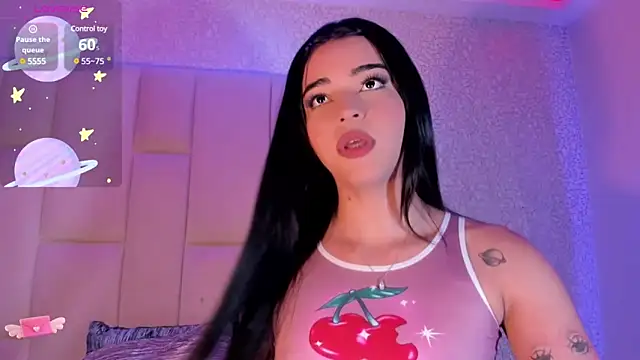 Snapshot of Summer_walkerr chatting on 02/17/25, 12:27 Summer walkerr online show from 02/17/25, 12:27