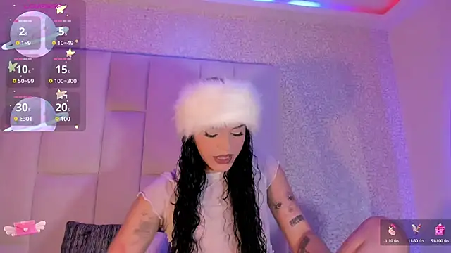 Snapshot of Summer_walkerr chatting on 03/02/25, 12:43 Summer walkerr online show from 03/02/25, 12:43