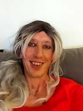 Snapshot of AlexiaXXL chatting on 12/21/25, 12:40 AlexiaXXL online show from 12/21/25, 12:40