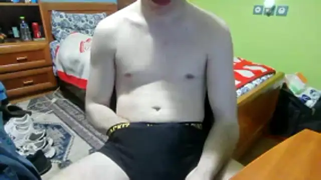 Snapshot of AvarageEuropeGuy chatting on 04/30/26, 01:39 AvarageEuropeGuy online show from 04/30/26, 01:39