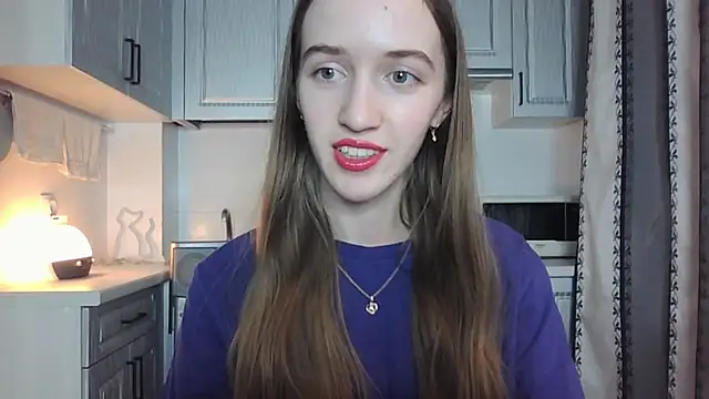 leslie my lovee online show from 09/29/25, 07:08