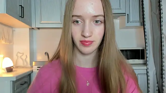 leslie my lovee online show from 10/14/25, 08:20