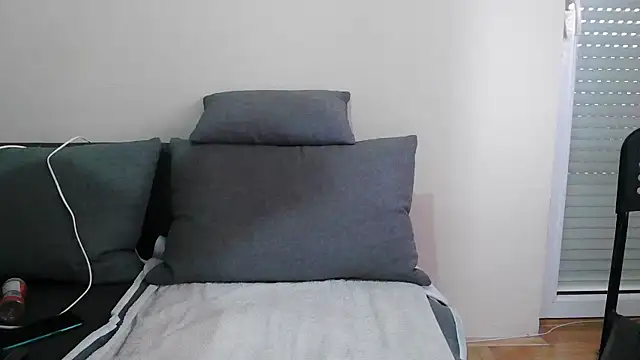 Snapshot of DickStaza chatting on 04/02/26, 12:14 DickStaza online show from 04/02/26, 12:14