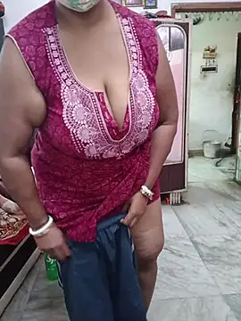 Ivy-09 online show from 01/10/26, 08:49