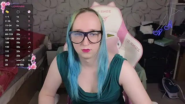 Snapshot of TheTrixy chatting on 03/19/26, 07:45 TheTrixy online show from 03/19/26, 07:45