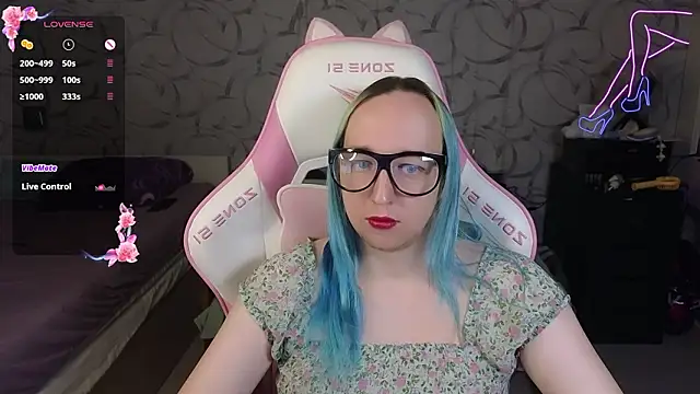 Snapshot of TheTrixy chatting on 03/31/26, 06:58 TheTrixy online show from 03/31/26, 06:58