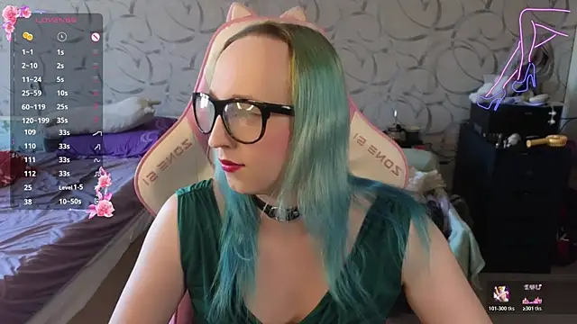 Snapshot of TheTrixy chatting on 04/01/26, 12:17 TheTrixy online show from 04/01/26, 12:17