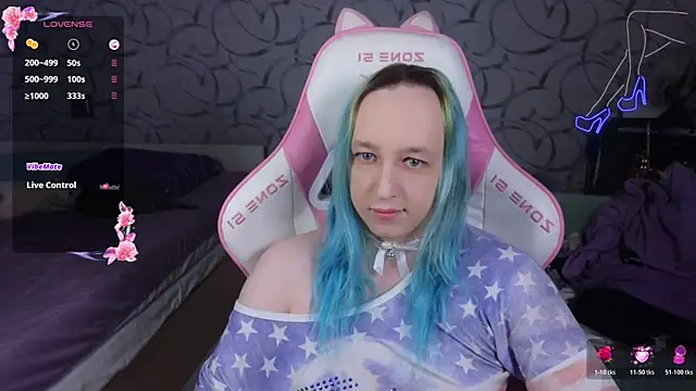 Snapshot of TheTrixy chatting on 04/07/26, 01:22 TheTrixy online show from 04/07/26, 01:22