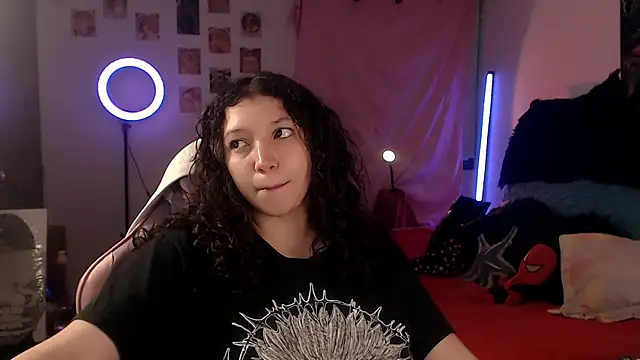 Snapshot of AllyDonfort chatting on 06/19/26, 10:57 AllyDonfort online show from 06/19/26, 10:57