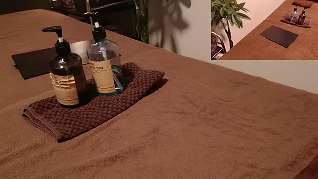 Snapshot of Hanabi-hentai chatting on 03/01/25, 11:17 Hanabi-hentai online show from 03/01/25, 11:17