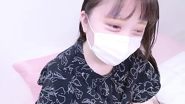 x--Miu--x online show from 12/23/25, 05:16