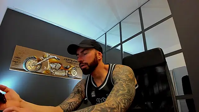 AronGrant online show from 01/10/25, 09:02