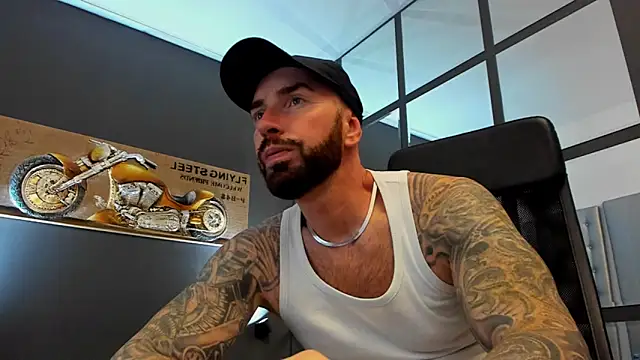 AronGrant online show from 11/02/25, 10:28