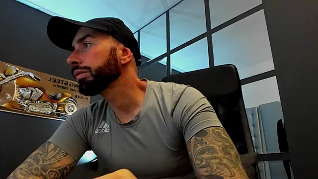 AronGrant online show from 12/14/25, 10:42