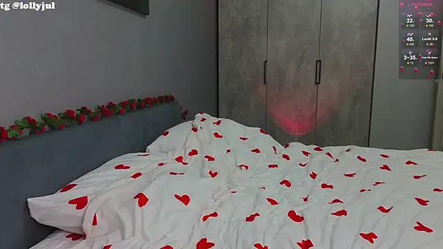 Snapshot of doll_lol_ chatting on 02/23/25, 08:55 doll lol online show from 02/23/25, 08:55