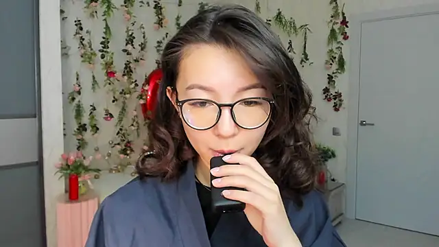 Snapshot of AgnieszkaBanana chatting on 02/21/26, 01:06 AgnieszkaBanana online show from 02/21/26, 01:06