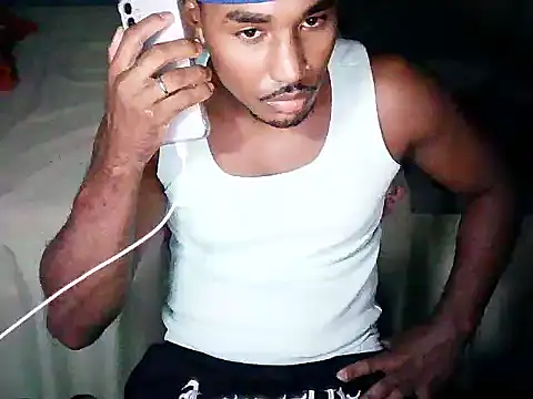 Snapshot of nego_Gostosl chatting on 11/02/25, 02:36 nego Gostosl online show from 11/02/25, 02:36