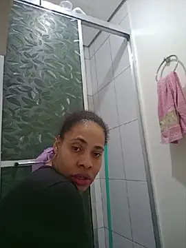 Snapshot of Su_Duarte_1 chatting on 07/08/26, 01:43 Su Duarte 1 online show from 07/08/26, 01:43