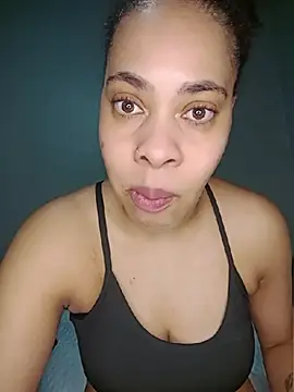 Snapshot of Su_Duarte_1 chatting on 07/28/26, 06:53 Su Duarte 1 online show from 07/28/26, 06:53