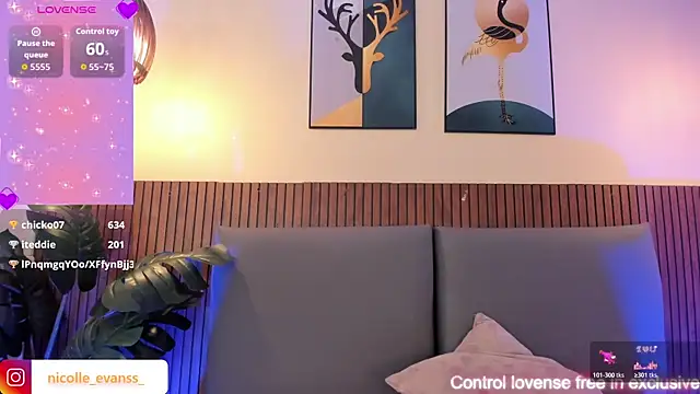 NicolleeEvanss online show from 04/29/26, 05:30