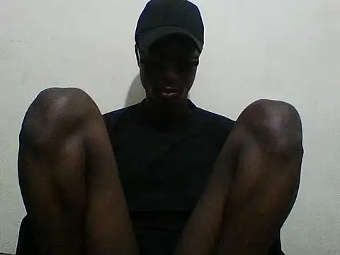 Snapshot of sexy4348 chatting on 09/20/25, 01:56 sexy4348 online show from 09/20/25, 01:56