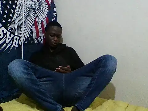 Snapshot of sexy4348 chatting on 10/25/25, 08:58 sexy4348 online show from 10/25/25, 08:58